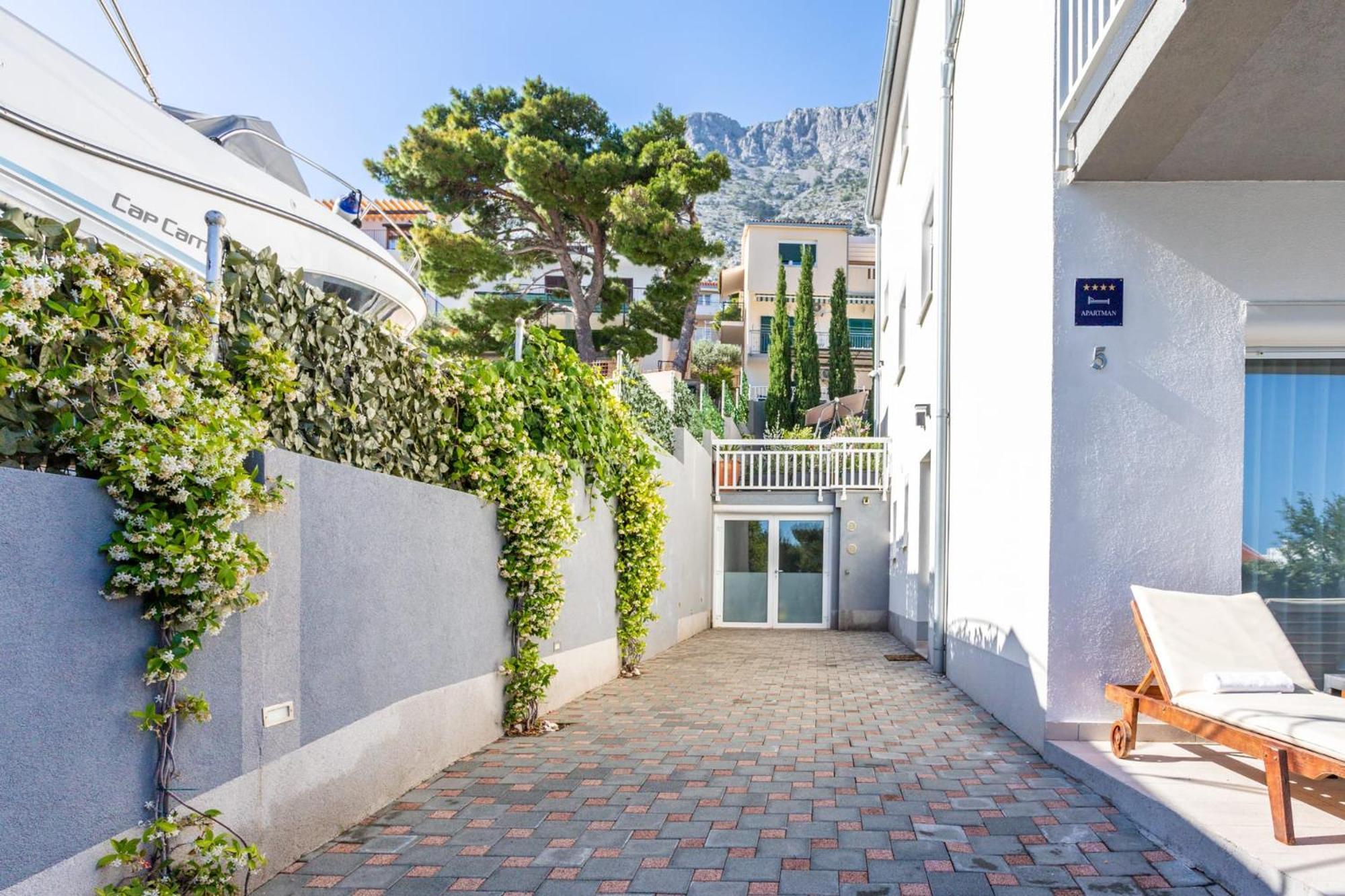 Magnificent Villa With Pool, Hot Tub, Sea View, Sauna Mimice Exterior photo
